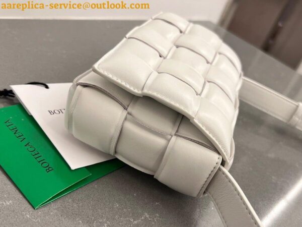 Replica Bottega Veneta Small Padded Cassette Bag In White Lambskin 7