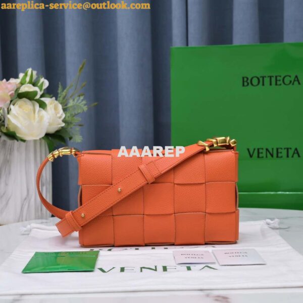 Replica Bottega Veneta BV 666870 Cassette Intreccio grained leather cross-body bag Orange 4