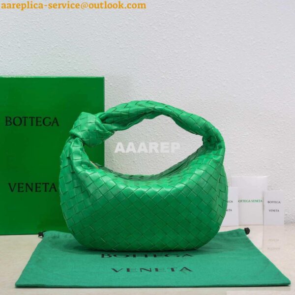 Replica Bottega Veneta BV 690225 Teen Jodie intrecciato leather shoulder bag Green 4