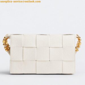 Replica Bottega Veneta Cassette Bag In White Grained Intreccio Calfskin