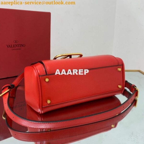 Replica Valentino 4100 Medium Rockstud Alcove Handbag In Grainy Calfskin 2B0J41 Red 9