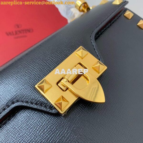 Replica Valentino 71000 Small Rockstud Alcove Handbag In Grainy Calfskin XW2B0J71 Black 7