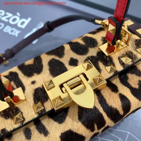 Replica Valentino 7300 Rockstud Alcove Grainy Calfskin BOX Bag XW2B0J73 Leopard print 7