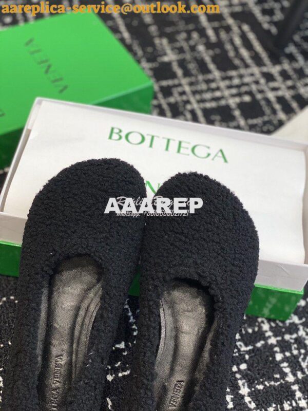 Replica Bottega Veneta BV Atomic Ballerina Flat in Shearling 740729V 8