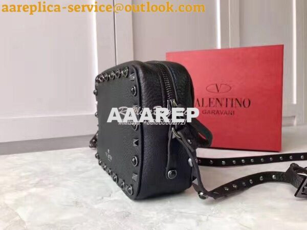 Replica Valentino Garavani Rockstud Rolling Noir Cross Body Bag 4