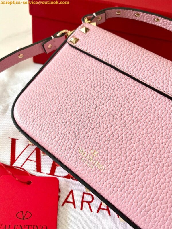 Replica Valentino Rockstud Pouch Bag in Pink Grained Leather 7