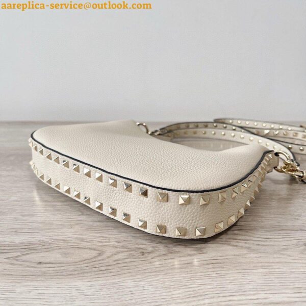 Replica Valentino Rockstud Small Hobo Bag in White Grainy Calfskin 5