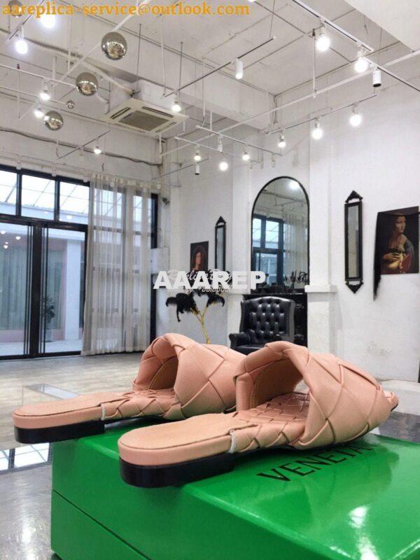 Replica Bottega Veneta BV Lido Flat Sandals 608853 Light Pink 10