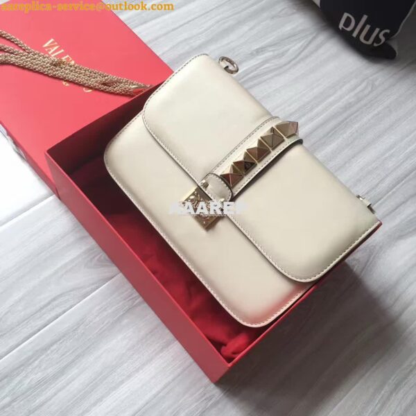 Replica Valentino Garavani Chain Cross Body Bag White 5