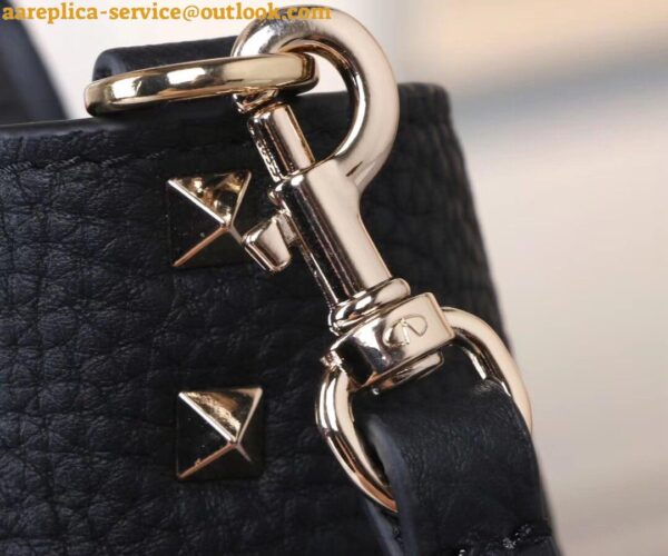 Replica Valentino Rockstud Medium Tote In Black Grained Leather 19