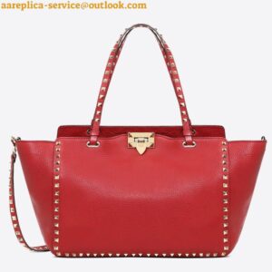 Replica Valentino Rockstud Medium Tote In Red Grained Leather