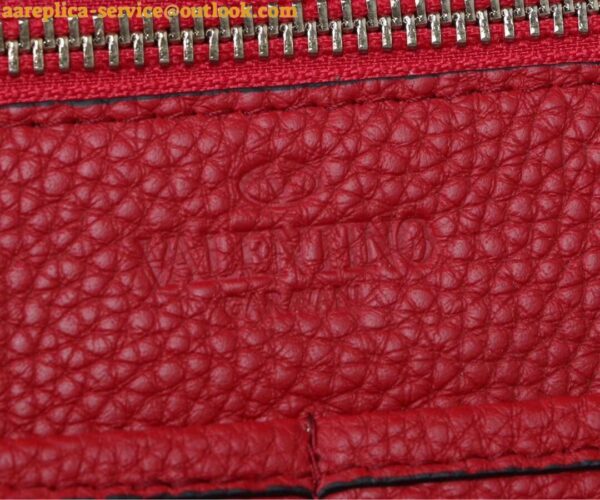 Replica Valentino Rockstud Medium Tote In Red Grained Leather 27