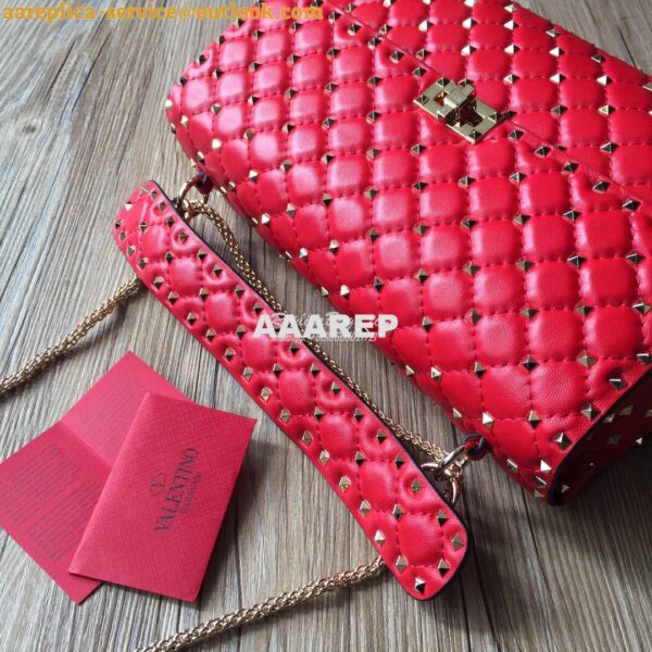 Replica Valentino Garavani Rockstud Spike Quilted Leather Chain bag Re 18