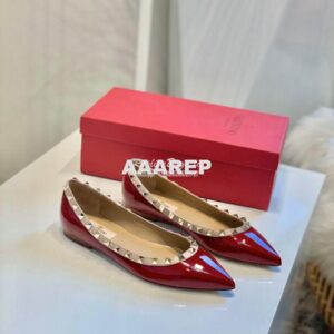 Replica Valentino Garavani Patent Rockstud Ballet Flat Wine