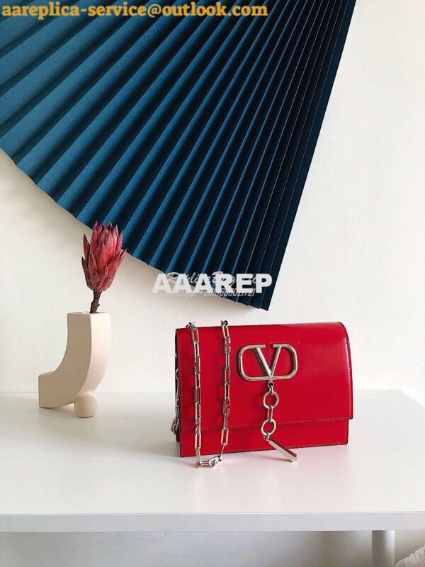 Replica Valentino Garavani Small VCASE Smooth Calfskin Bag Red 3