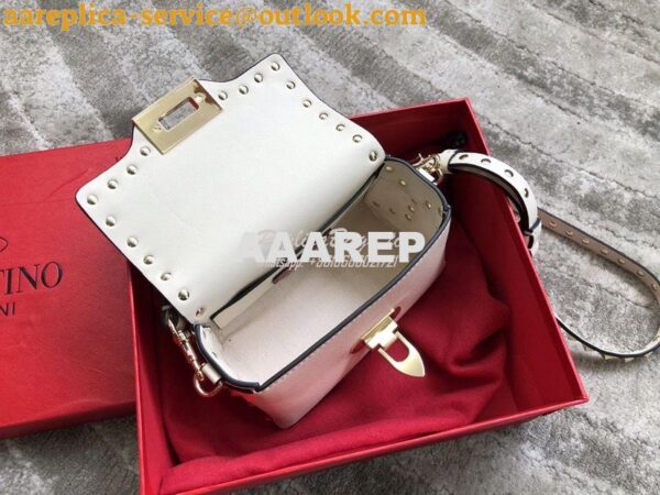 Replica Valentino Garavani Valentino Garavani Rockstud Mini Leather Cr 9