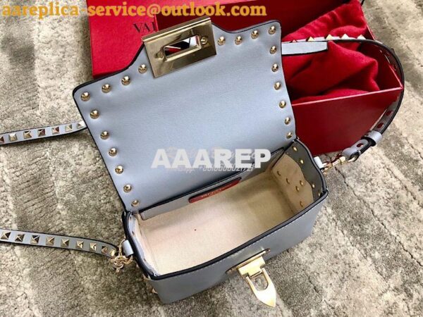 Replica Valentino Garavani Valentino Garavani Rockstud Mini Leather Cr 10