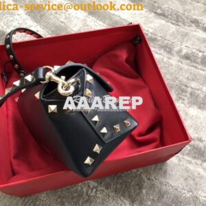 Replica Valentino Garavani Valentino Garavani Rockstud Mini Leather Cr 2