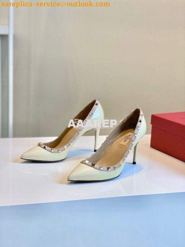 Replica Valentino Garavani Patent Rockstud Pump 85mm Ivory 4