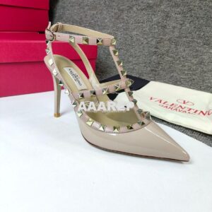 Replica Valentino Garavani Rockstud Caged Ankle Strap pump in Patent l