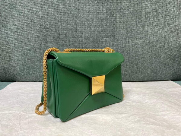 Replica Valentino One Stud Nappa Bag With Chain 1215 Green 3