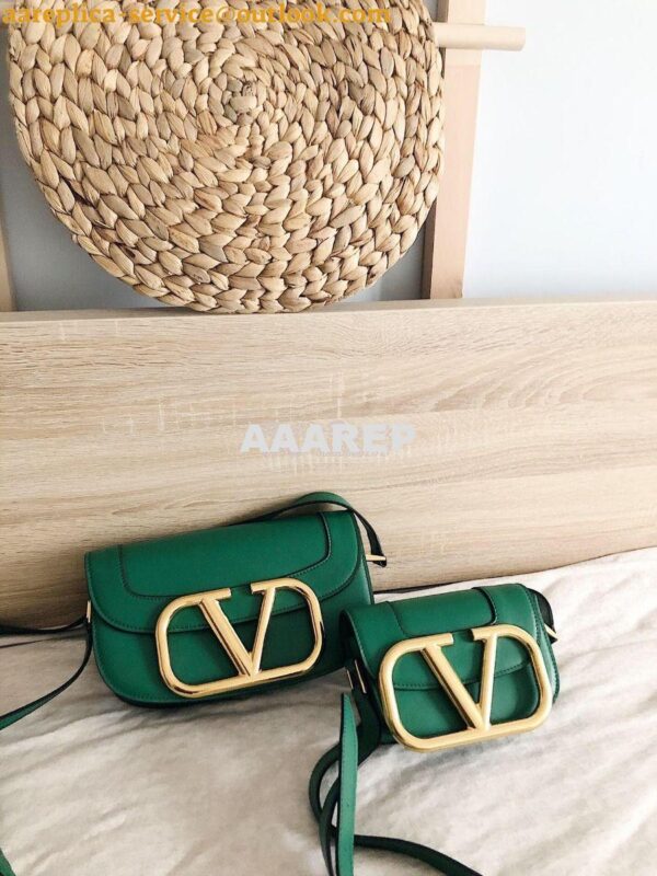 Replica Valentino Supervee Crossbody Calfskin Bag VW2B0G09 Green 3