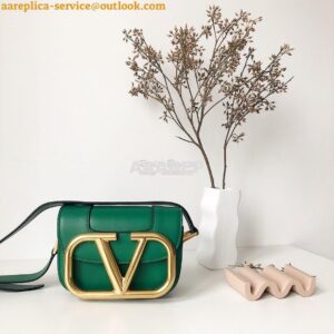 Replica Valentino Supervee Crossbody Calfskin Bag VW2B0G09 Green 2