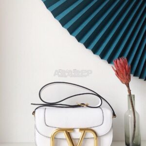 Replica Valentino Supervee Crossbody Calfskin Bag VW2B0G09 White