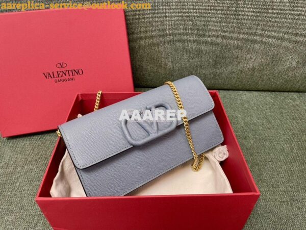 Replica Valentino VLogo Signature Grainy Calfskin Wallet With Chain 5W 3