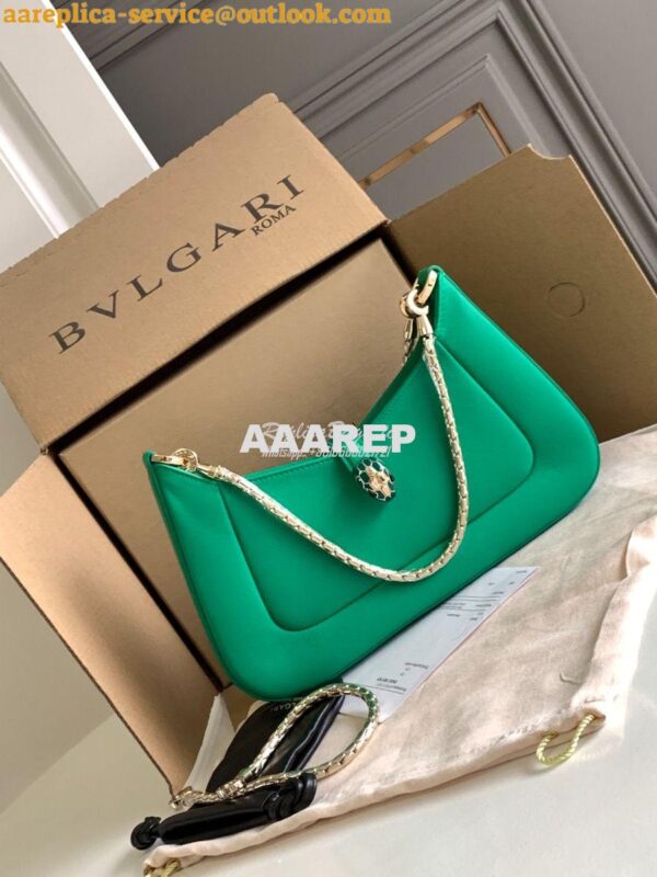 Replica Bvlgari Serpenti Baia Small Shoulder Bag Metropolitan calfskin