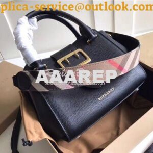 Replica Burberry The Small/Medium Buckle Tote in black Grainy Leather