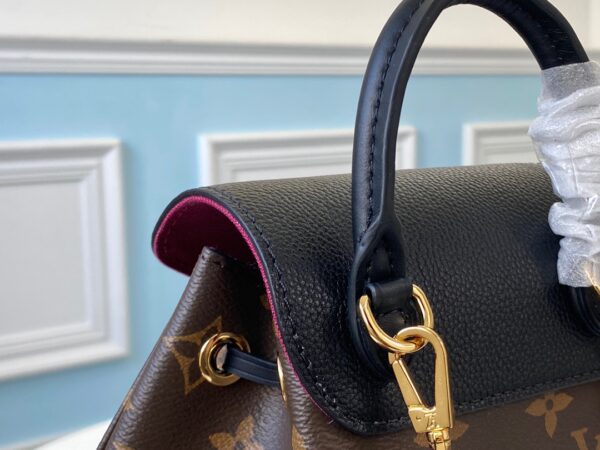 Replica Louis Vuitton LV MONTSOURIS BB M45516 8