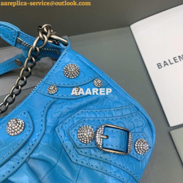 Replica Balenciaga 6940271VG9 Le Cagole Mini Multipouch in Blue Crocodile 7