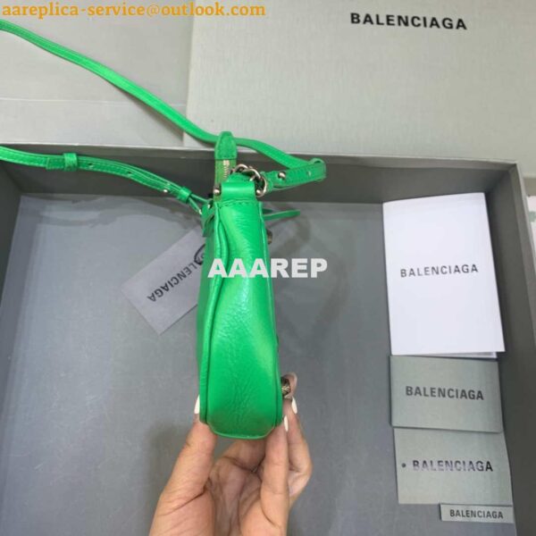 Replica Balenciaga 6940271VG9 Le Cagole Mini Multipouch in Green Arena lambskin 5