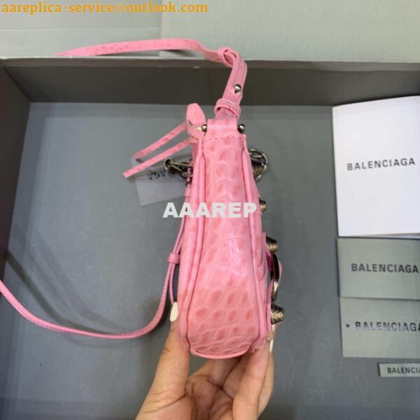 Replica Balenciaga 6940271VG9 Le Cagole Mini Multipouch in Pink Crocodile 5