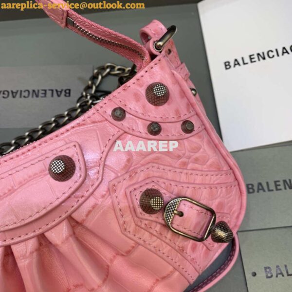 Replica Balenciaga 6940271VG9 Le Cagole Mini Multipouch in Pink Crocodile 7