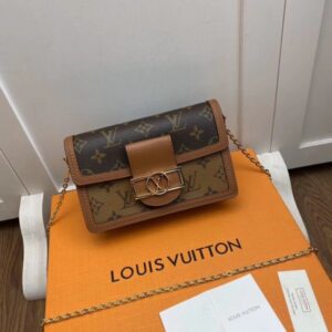 Replica Louis Vuitton Dauphine Chain Wallet Monogram Reverse M68746 BLV365 2