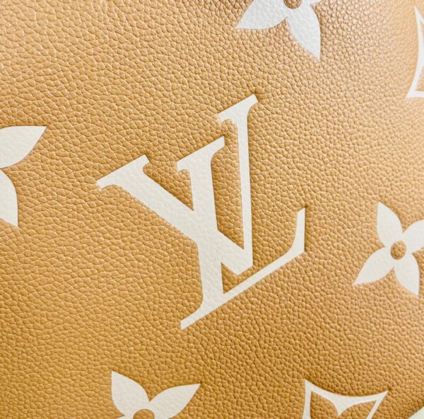 Replica Louis Vuitton LV NÉONOÉ MM Arizona Beige Bag M45808 5