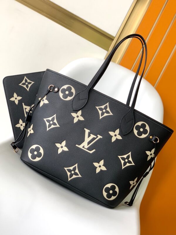 Replica Louis Vuitton LV Neverfull MM Black Bag M58907 4