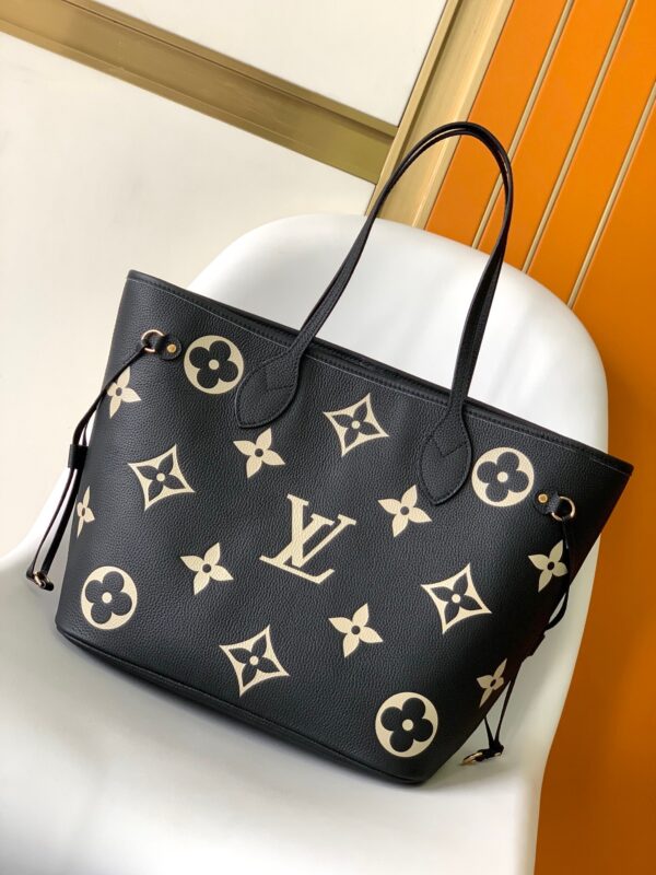 Replica Louis Vuitton LV Neverfull MM Black Bag M58907 6