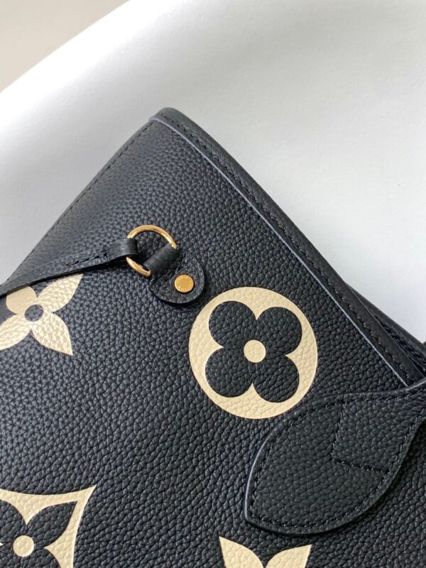 Replica Louis Vuitton LV Neverfull MM Black Bag M58907 8