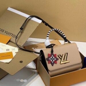 Replica Louis Vuitton LV Crafty Twist MM Bag M56779 BLV175 2