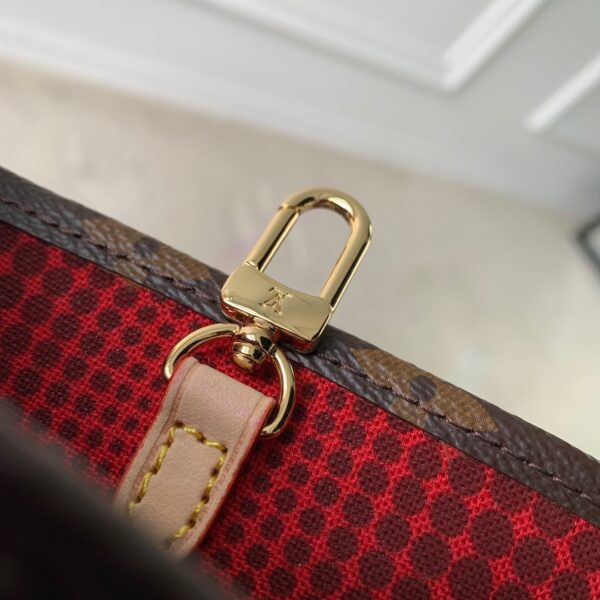 Replica Louis Vuitton LV X YK ONTHEGO PM M46380 12