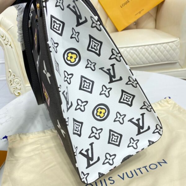 Replica Louis Vuitton Onthego GM LV M45815 11