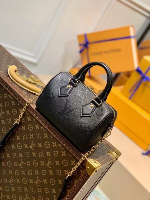 Replica Louis Vuitton LV SPEEDY BANDOULIÈRE 20 M58953 5