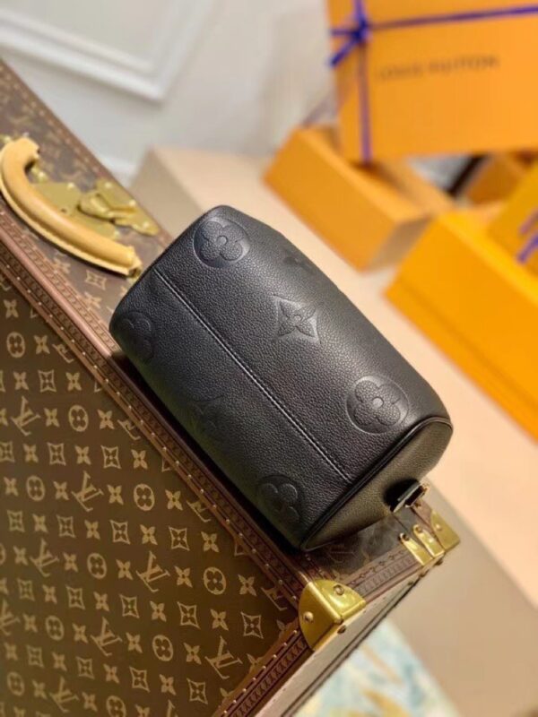 Replica Louis Vuitton LV SPEEDY BANDOULIÈRE 20 M58953 6