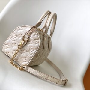 Replica Louis Vuitton LV SPEEDY BANDOULIÈRE 20 Pale Beige Bag M46163 2