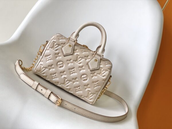 Replica Louis Vuitton LV SPEEDY BANDOULIÈRE 20 Pale Beige Bag M46163 5