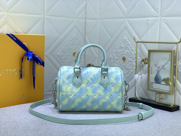 Replica Louis Vuitton LV SPEEDY BANDOULIÈRE 20 Vert d'eau Green Bag M46092 4