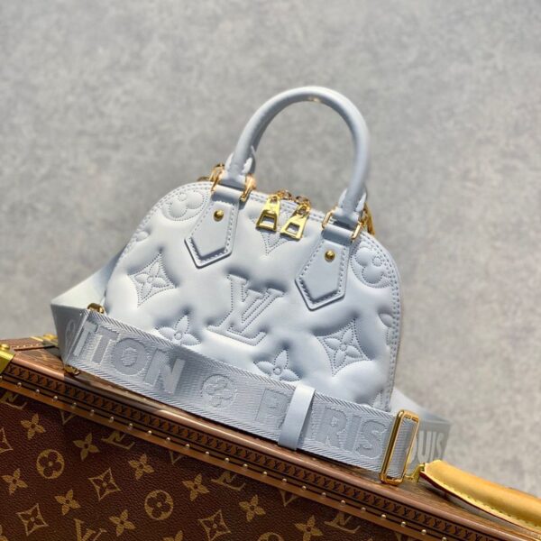 Replica Louis Vuitton Alma BB LV M59822 3